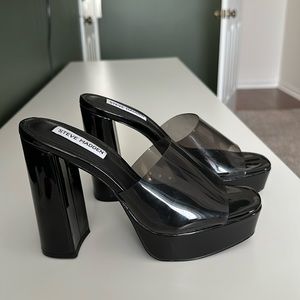 Steve Madden platform heel